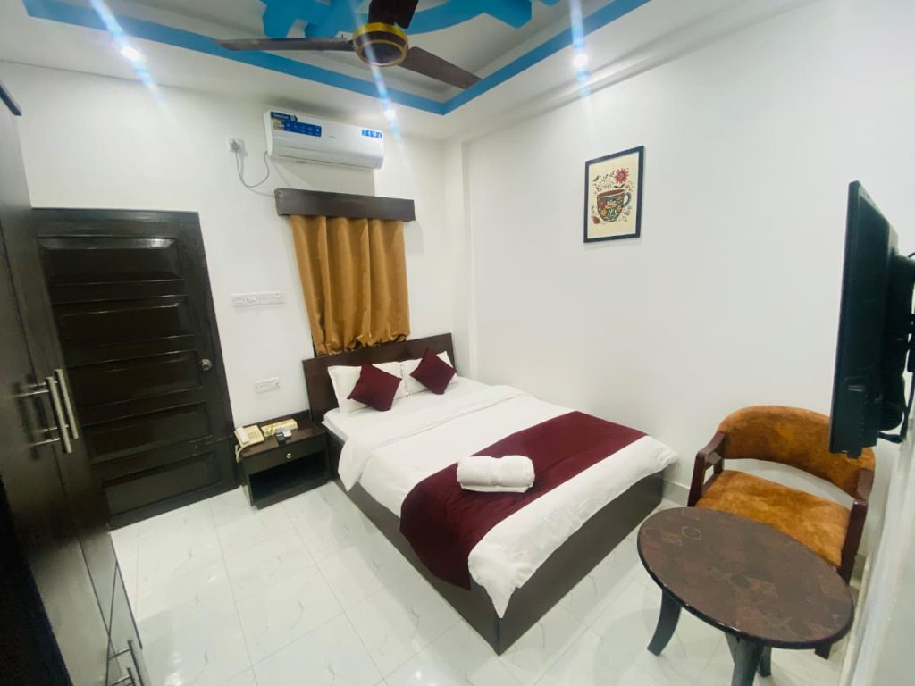 Standard Double Deluxe Room-1